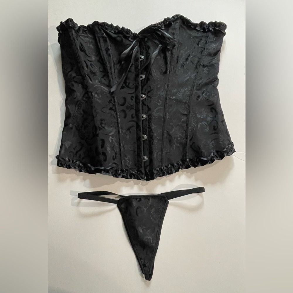 Goth Mall Corset and G-String Set
